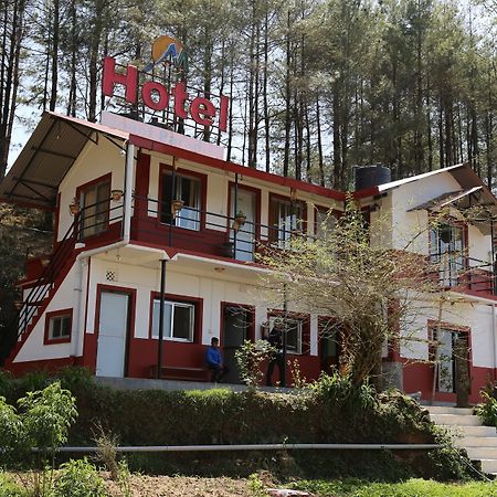 Hotel Mount Paradise Нагаркот Екстериор снимка