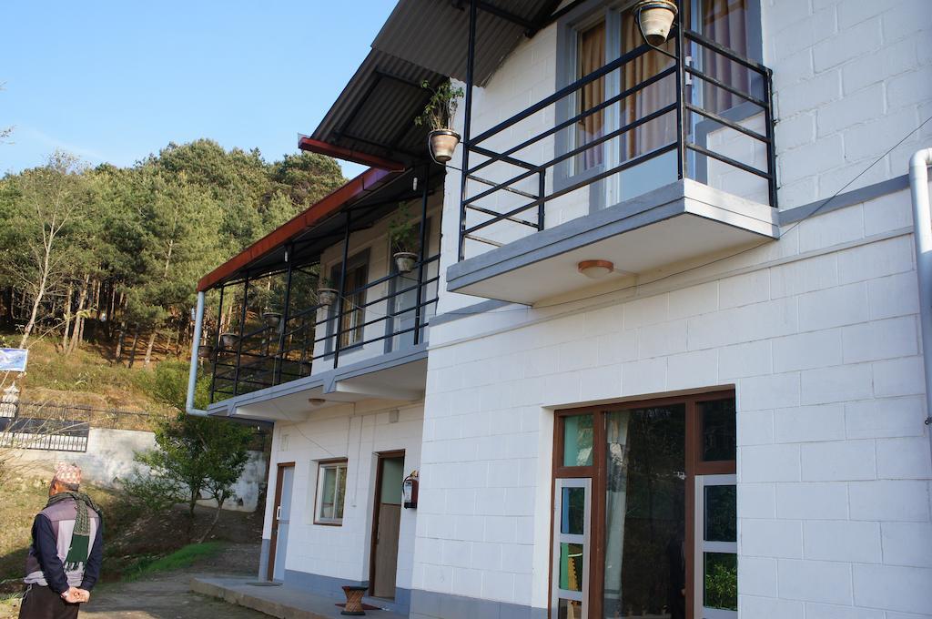 Hotel Mount Paradise Нагаркот Екстериор снимка