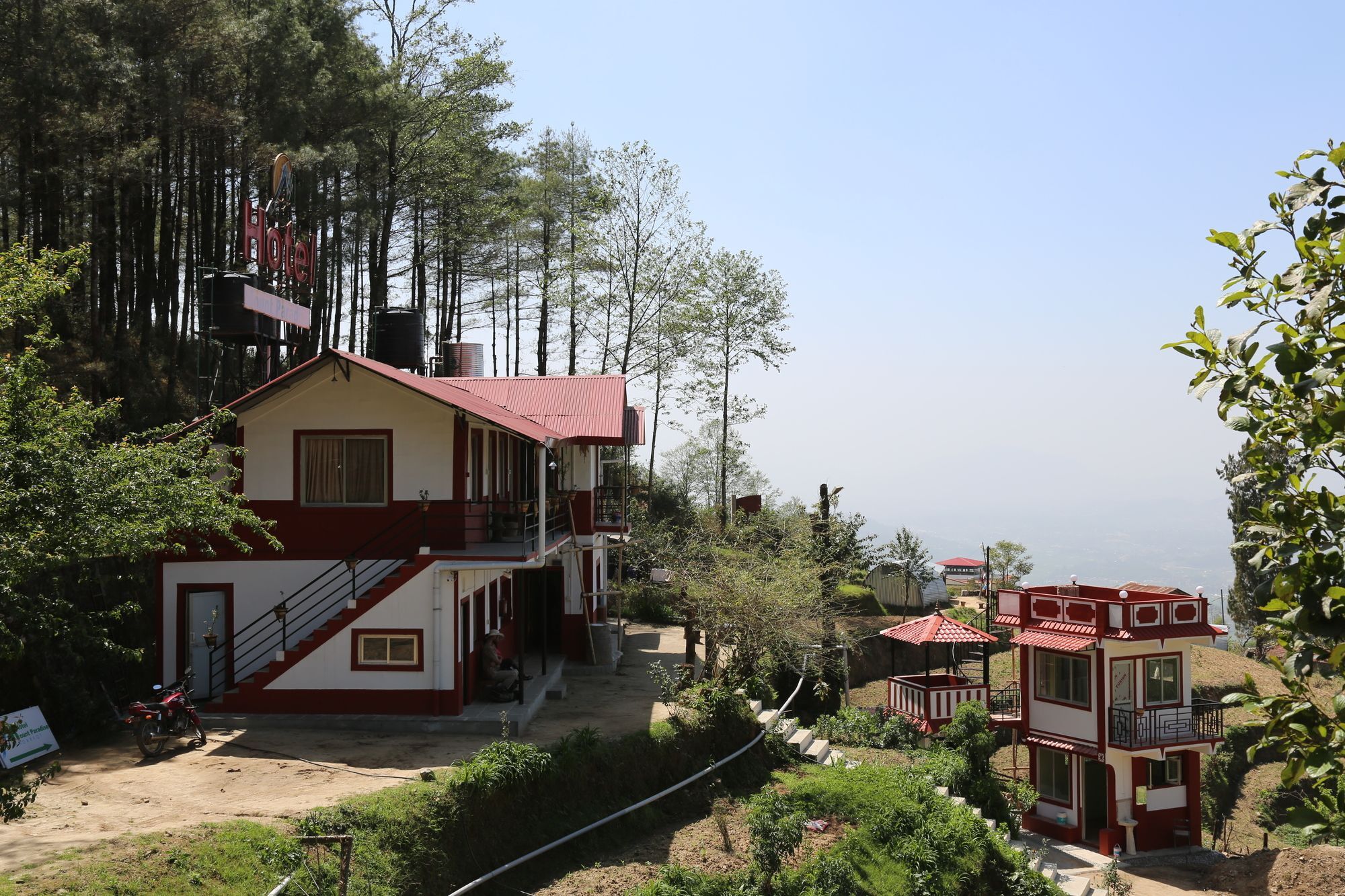 Hotel Mount Paradise Нагаркот Екстериор снимка