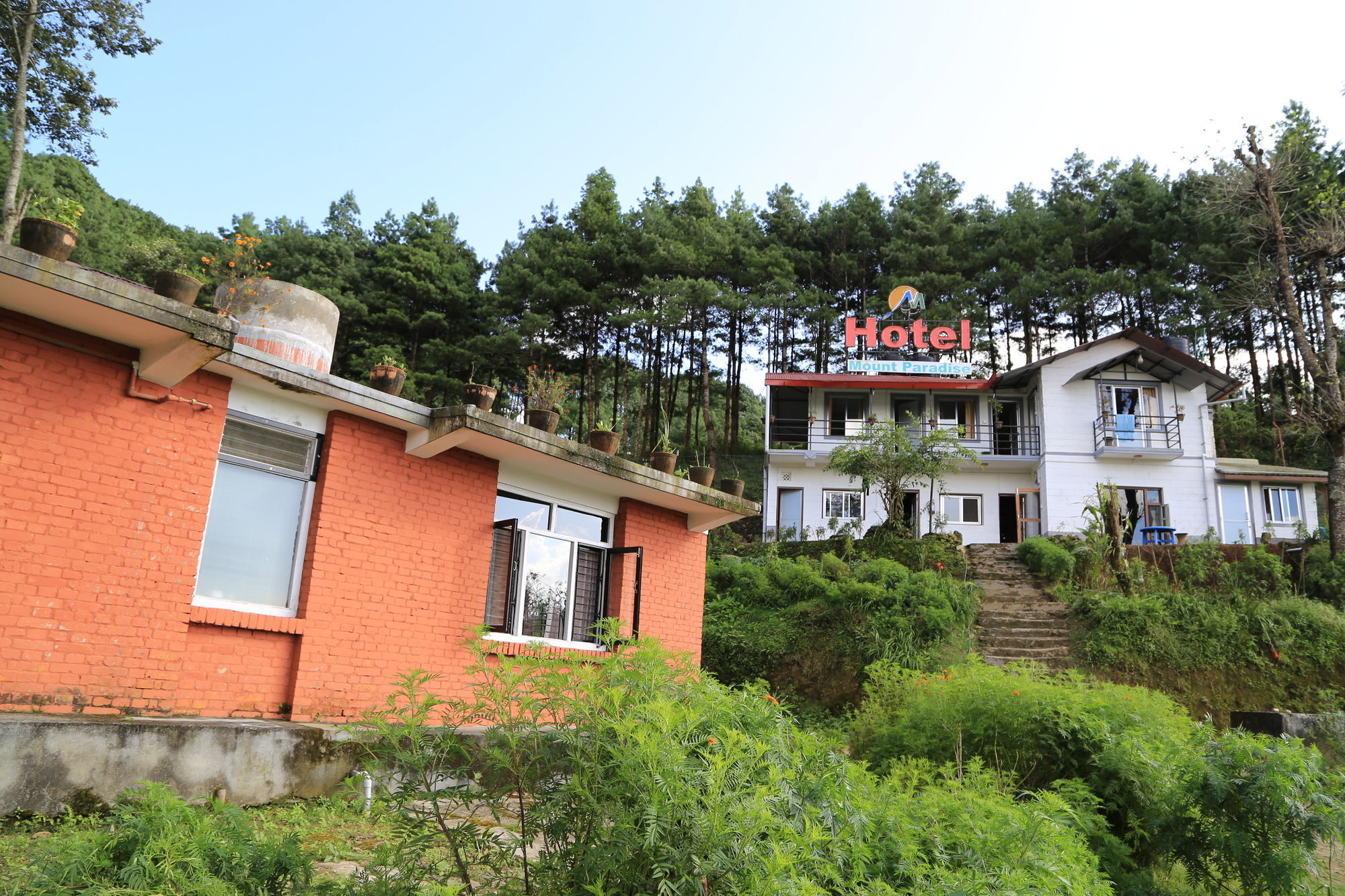 Hotel Mount Paradise Нагаркот Екстериор снимка